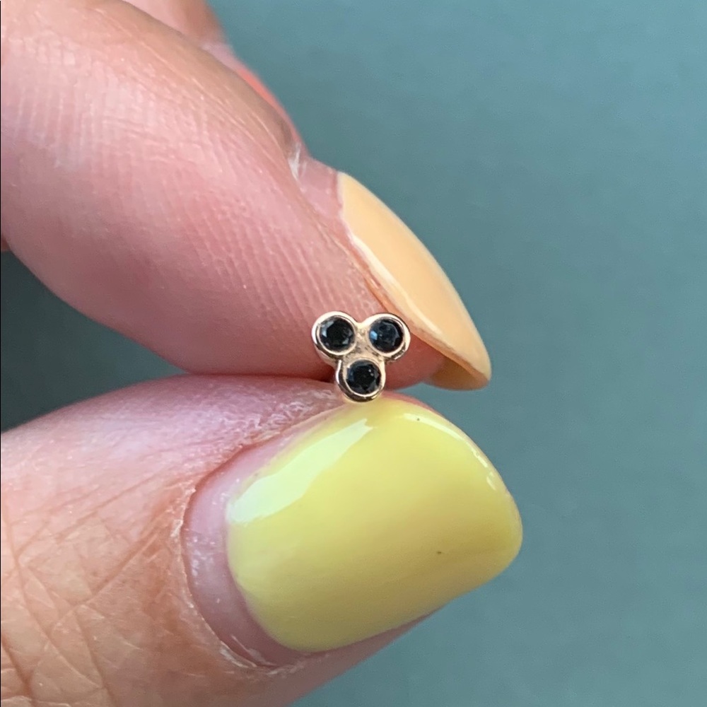 Rose gold and black diamond flat back stud earring